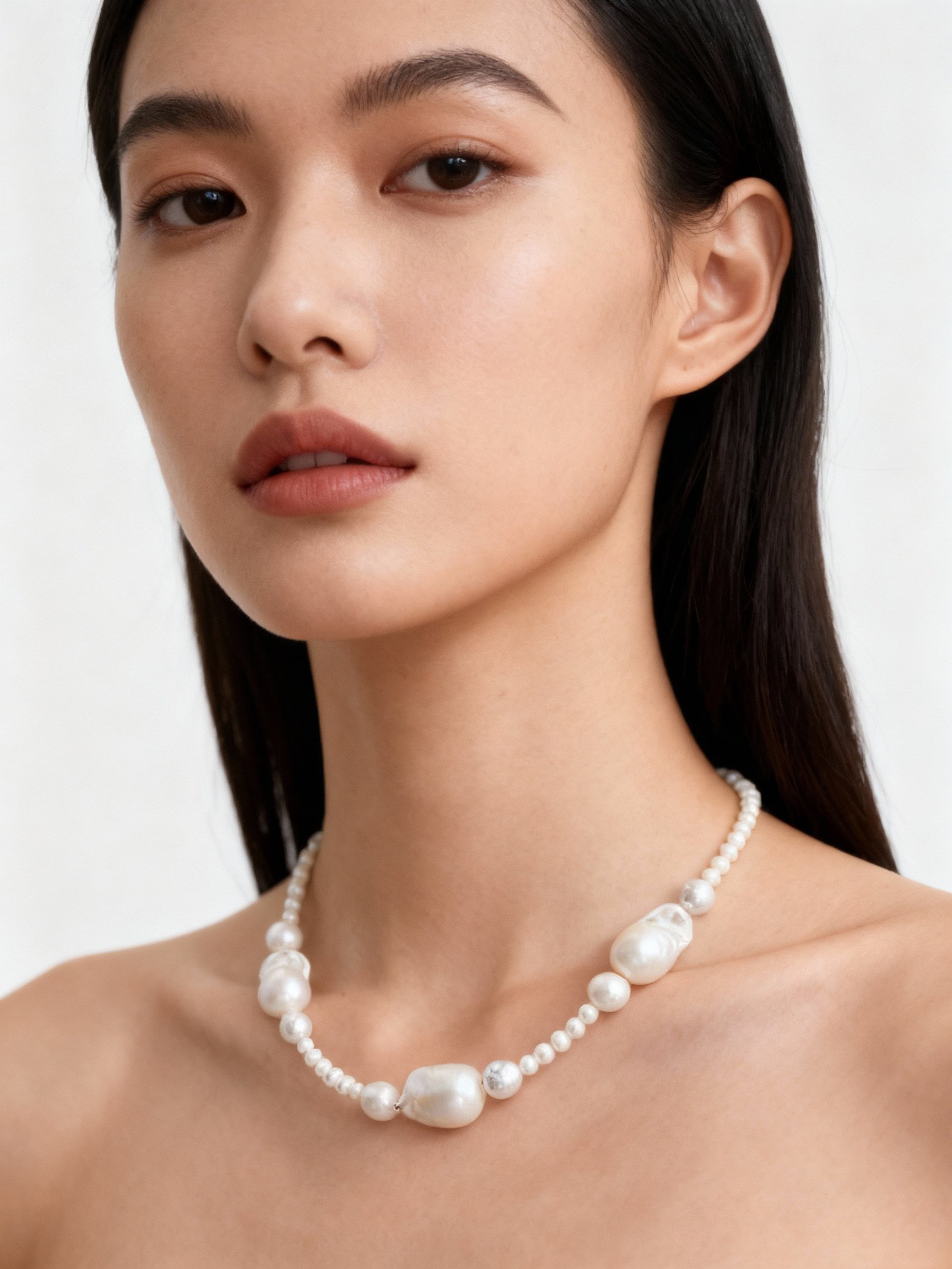 Baroque Pearl Choker