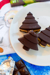 Chocolate Peanut Butter Christmas Tree 