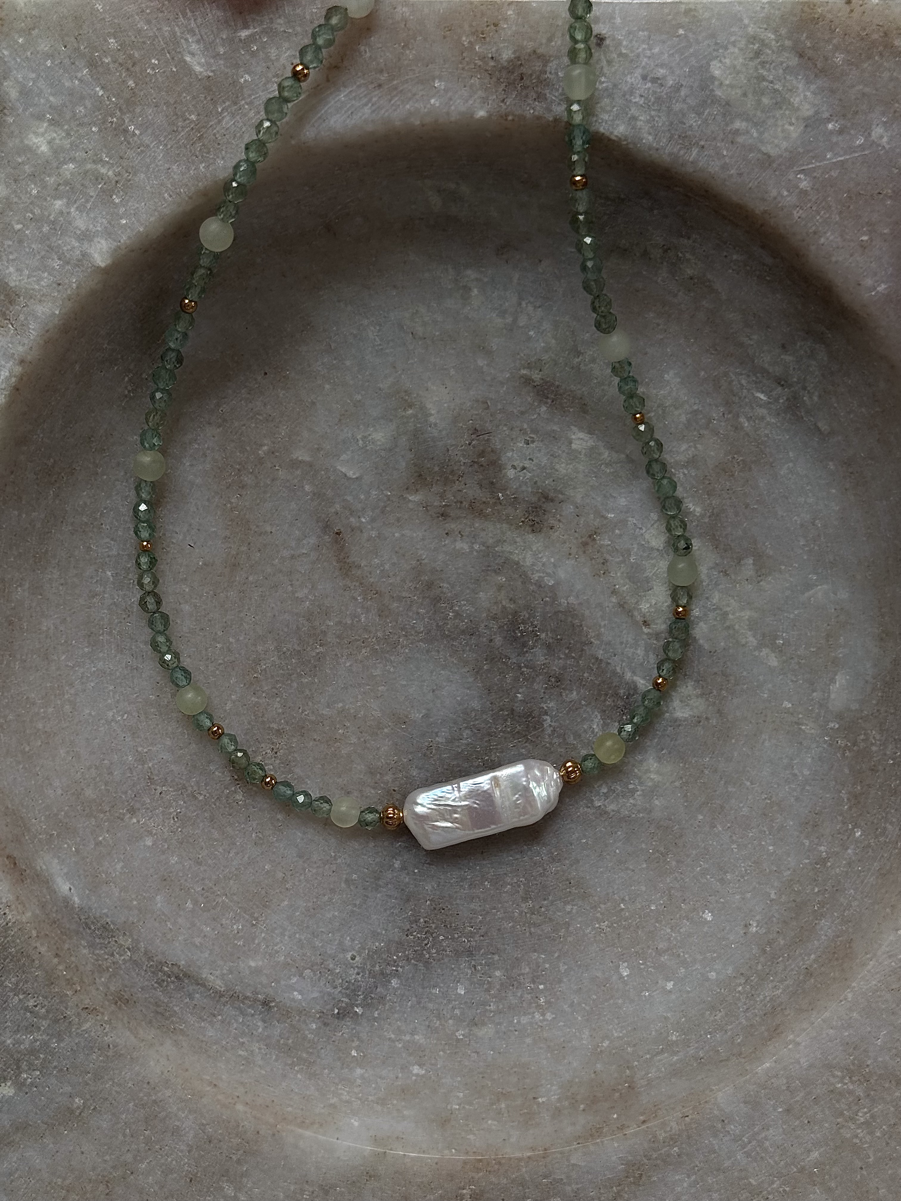 Sea Foam Pearl Choker