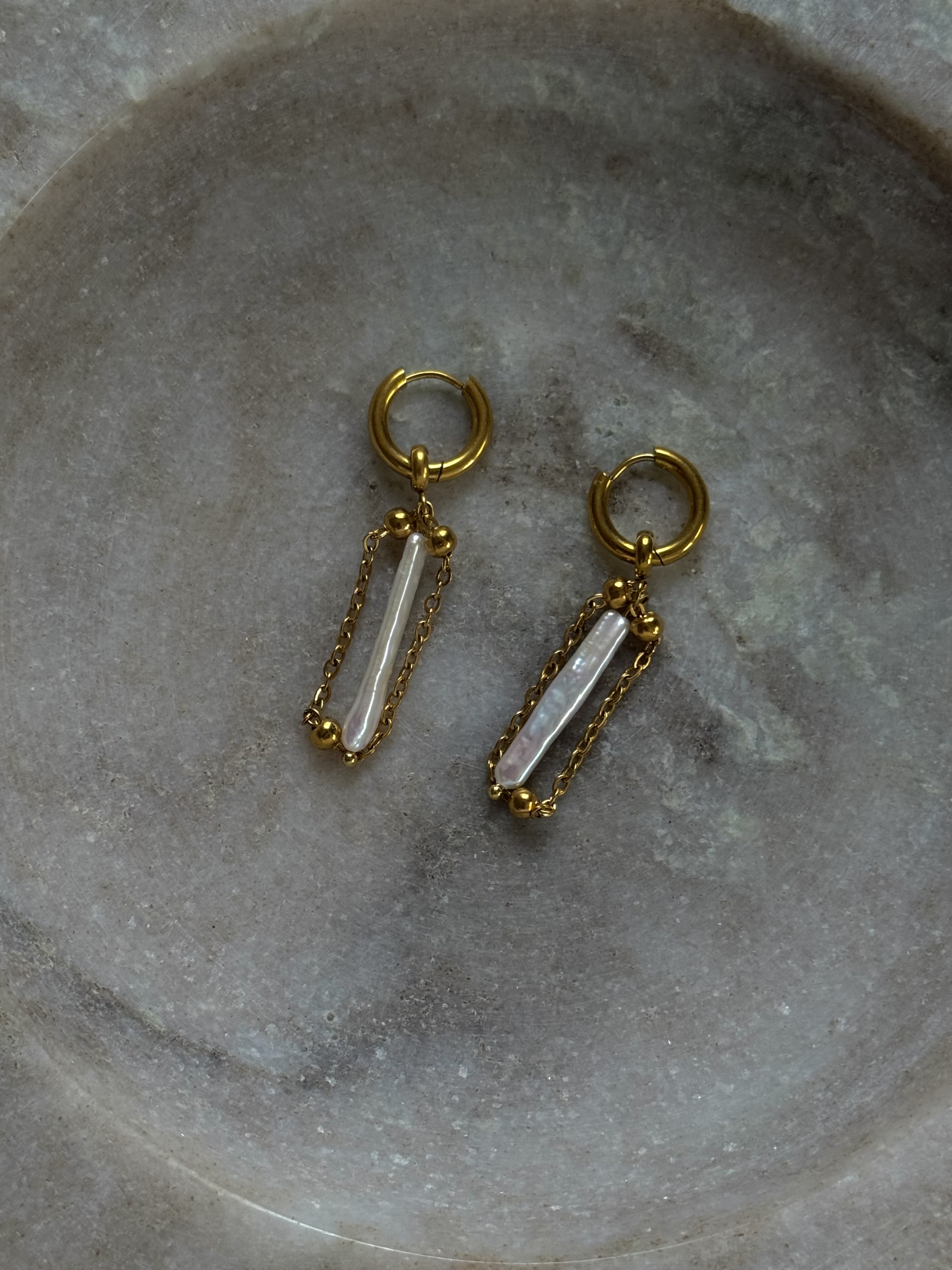 Halo Chain Pearl Earrings