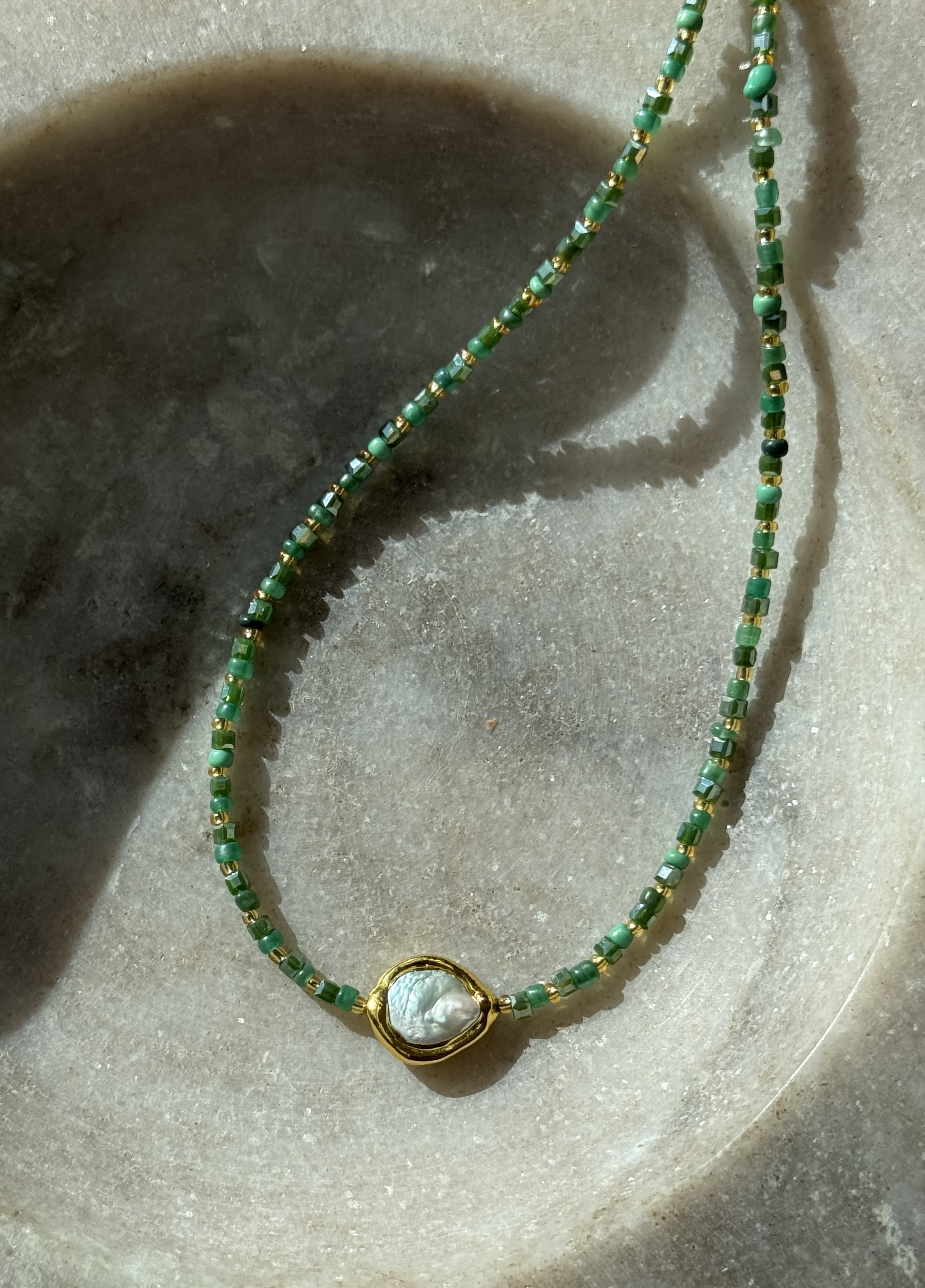Verdant Pearl Choker