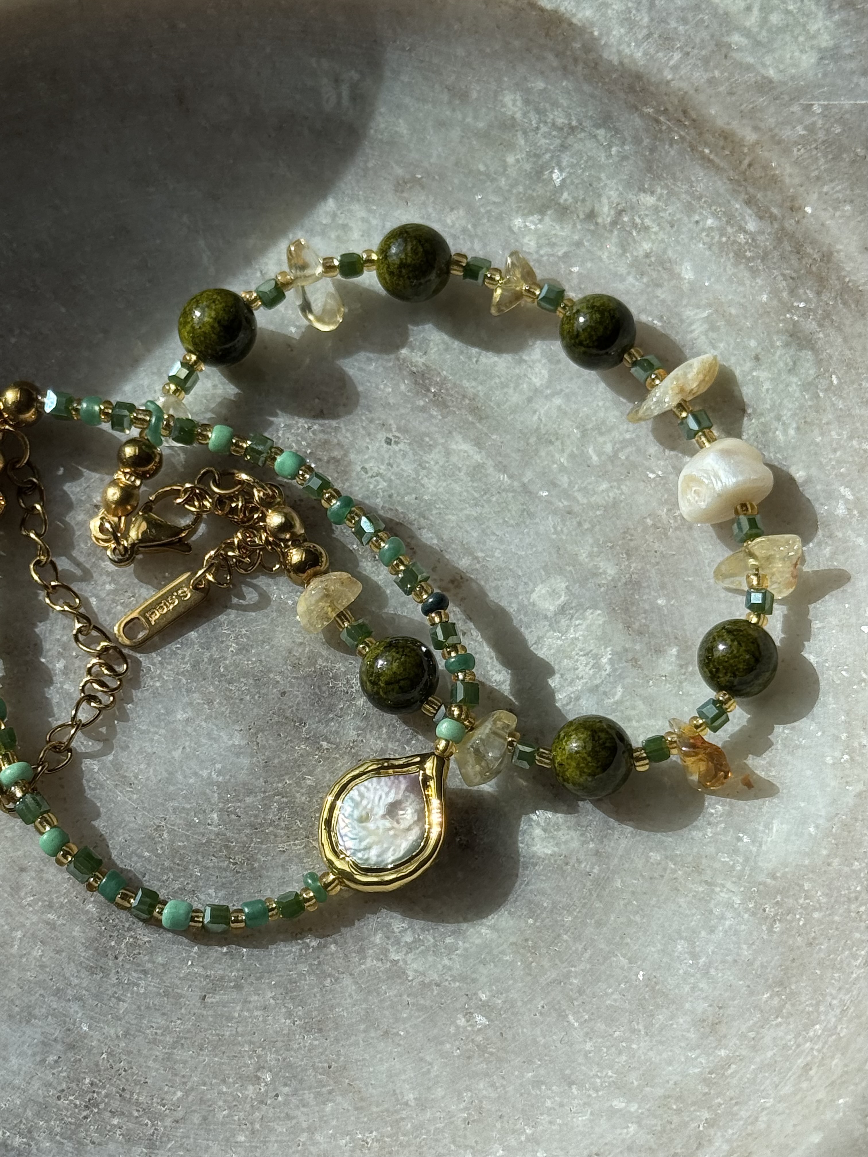 Golden Moss Bracelet 