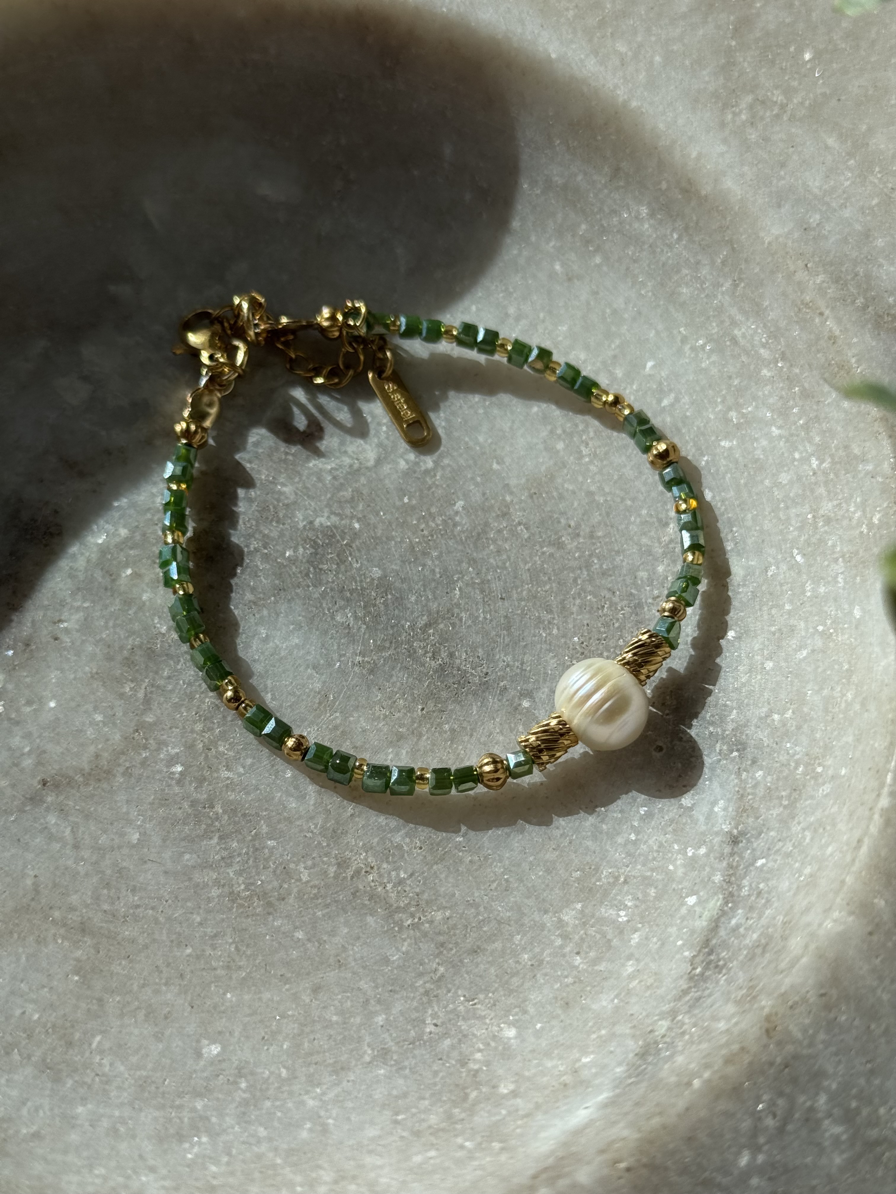 Verdure Pearl Bracelet 