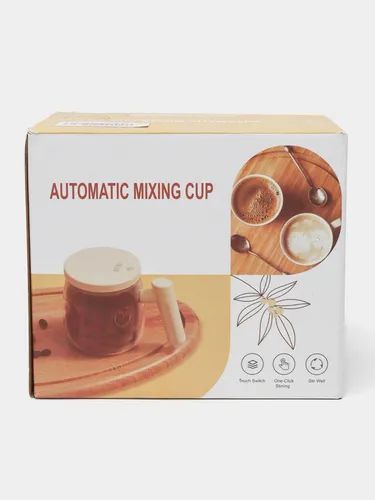 Cafeteira de vidro com tampa de madeira