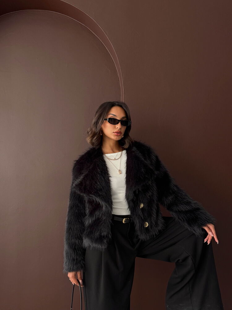 Veste en fausse fourrure noire