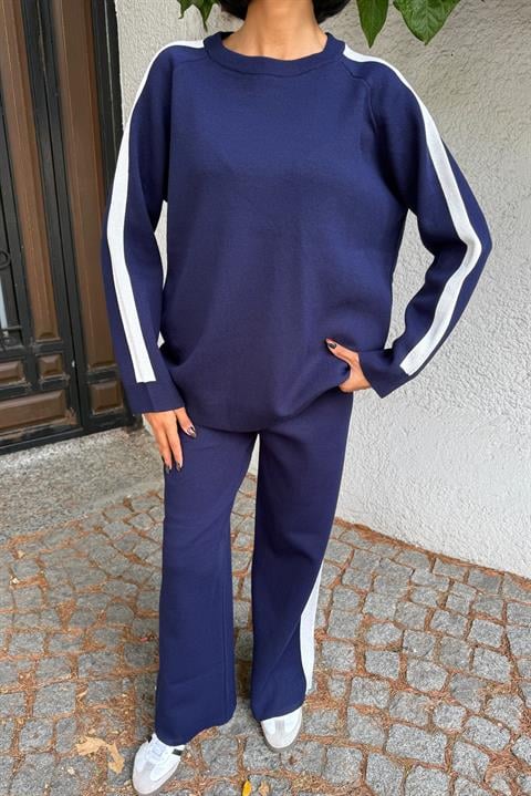 Ensemble stylé bleu marine