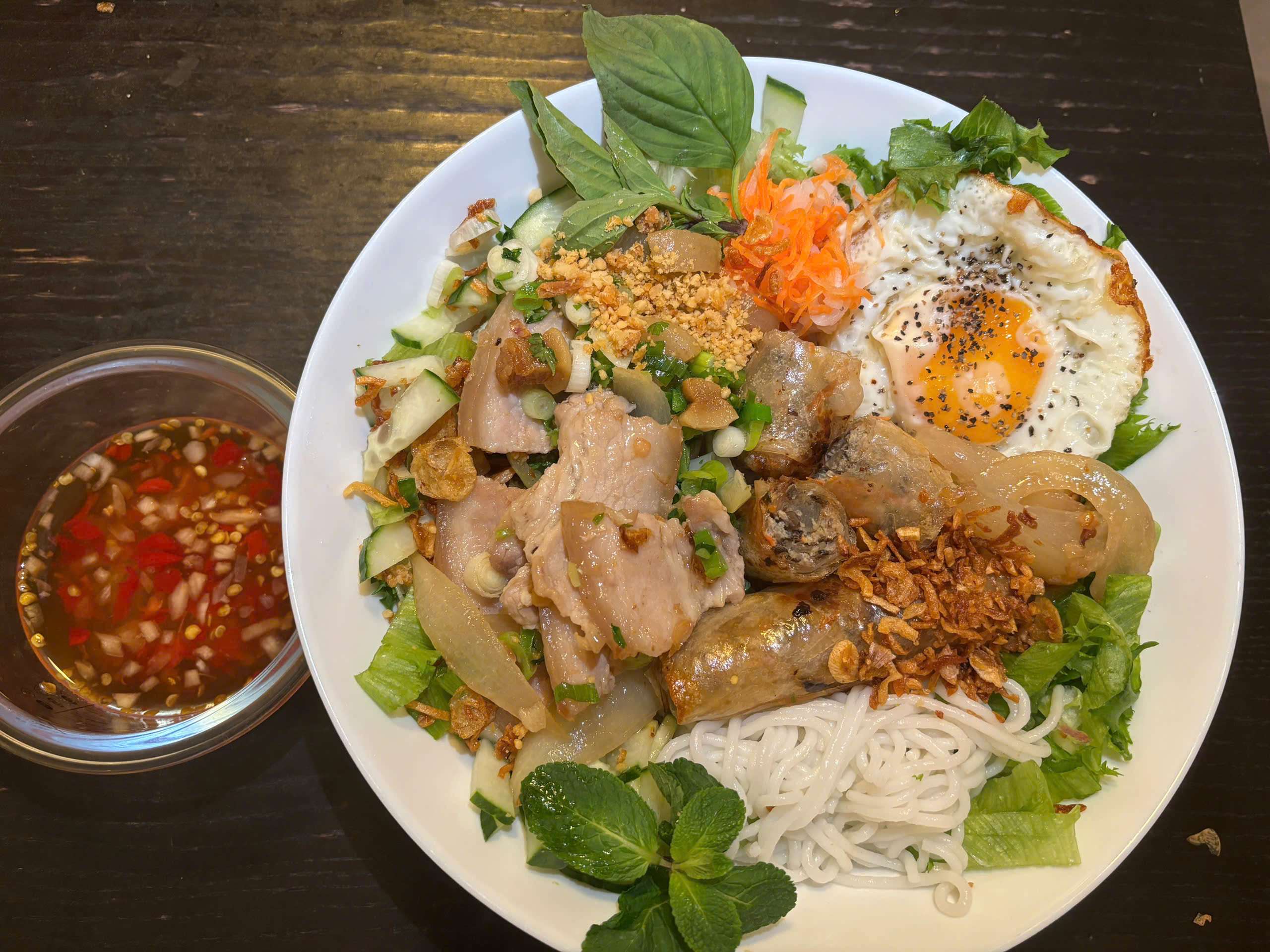 Pick-up (10% OFF) Vietnamese Stir-Fried Pork Vermicelli with Crispy Spring Roll & Sunny-Side Egg
