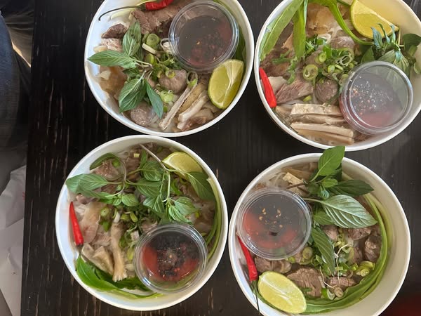 Pick-up (10% OFF) Vietnamese Special beef noodle soup with all 6 meat choices.