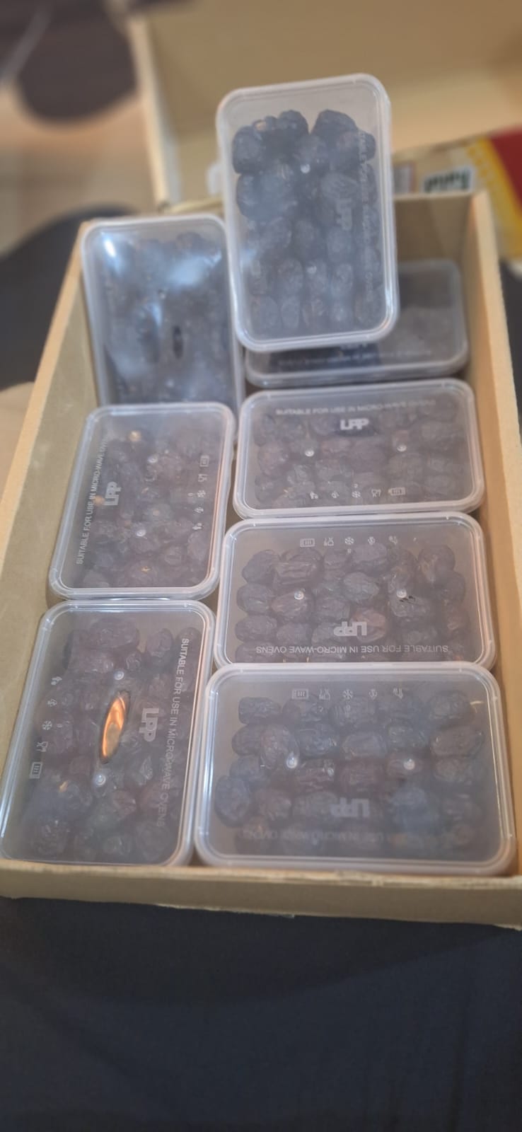 Original Ajwa Dates Khajoor From Madinah - 1 KG  (1000 Grams) - بیسٹ کوالٹی عجوا کھجور 