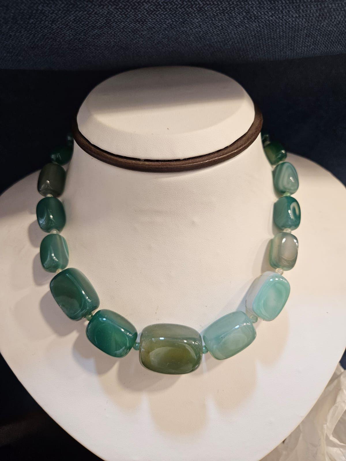 Green Stone Bead Necklace