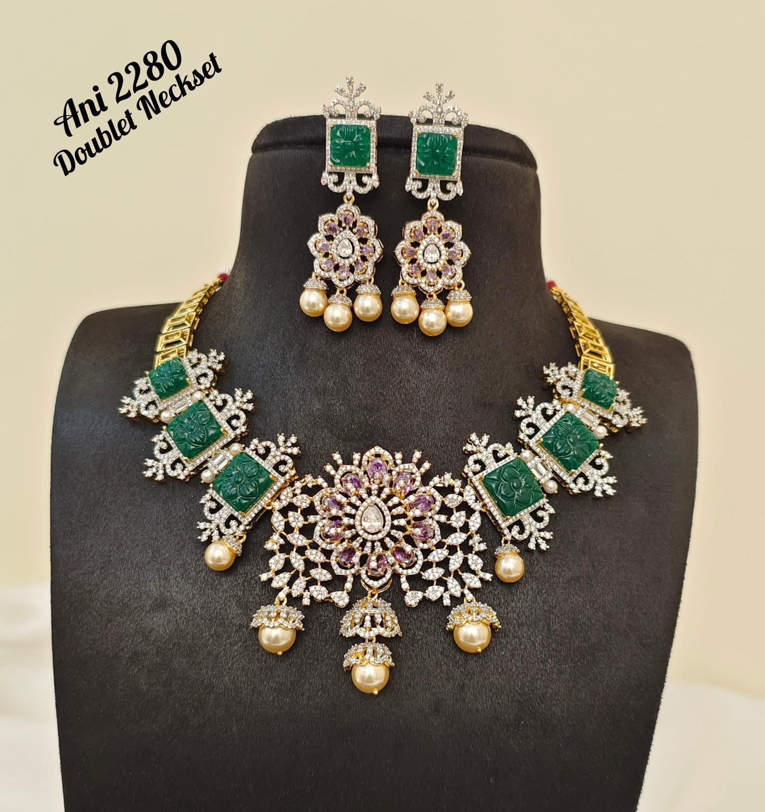 Ani 2280 Doublet Neckset