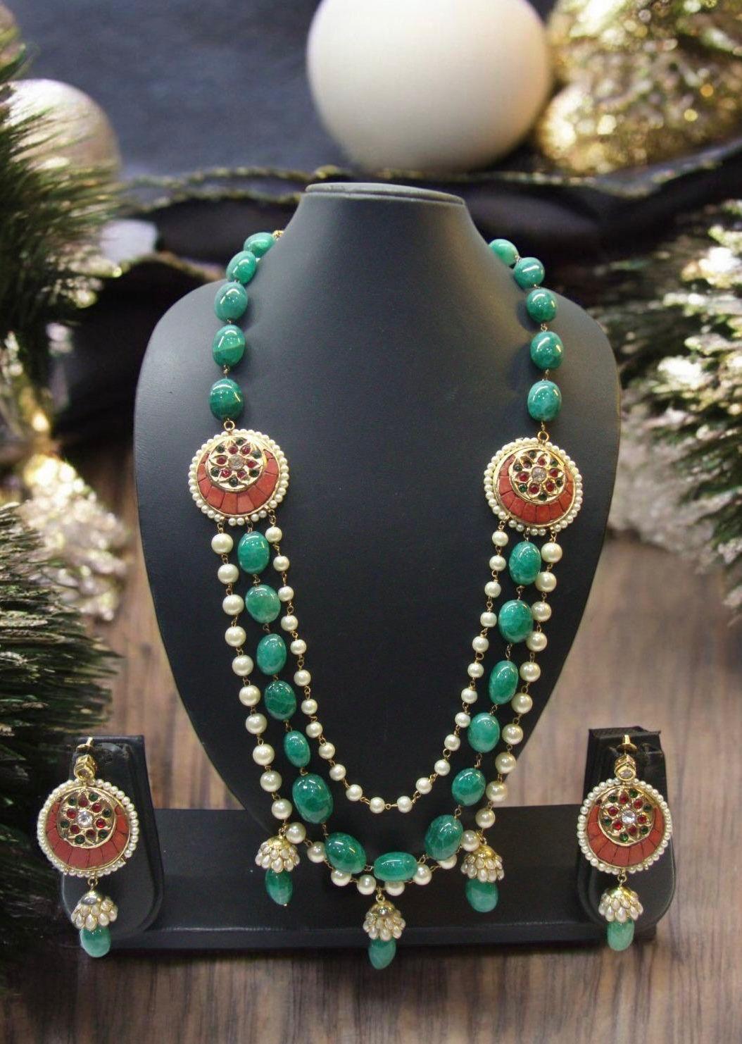 Traditional Green Bead Necklace Set