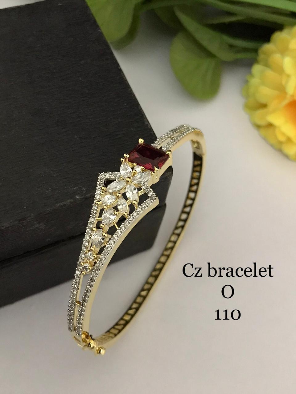 Cz Bracelet o 110
