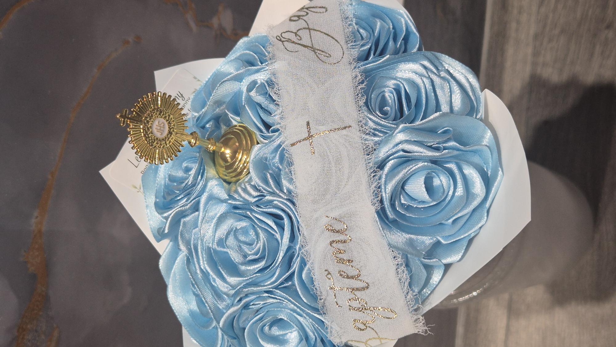 Bouquet baptême satin fait main 10 rose bleu