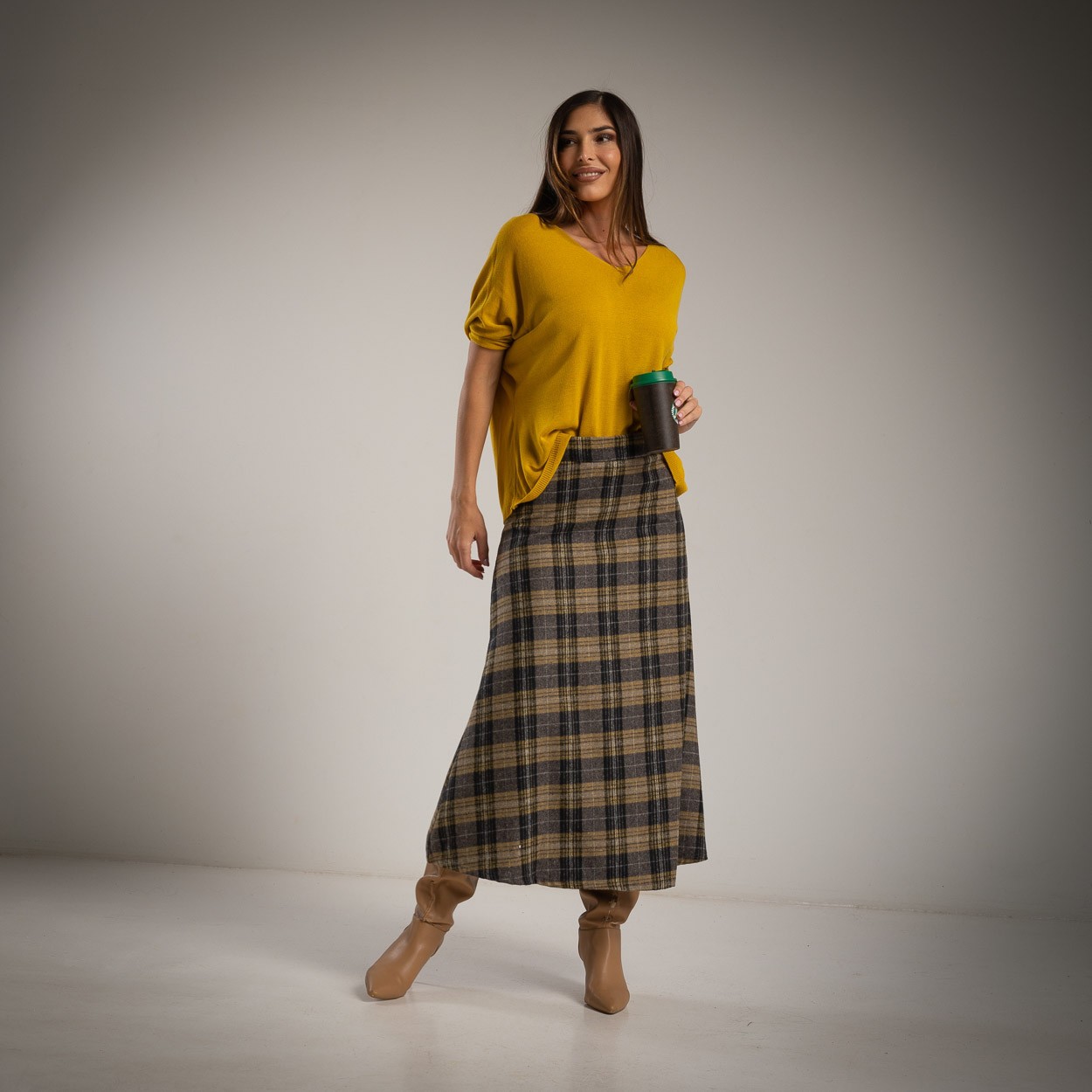 Blusa amarela feminina