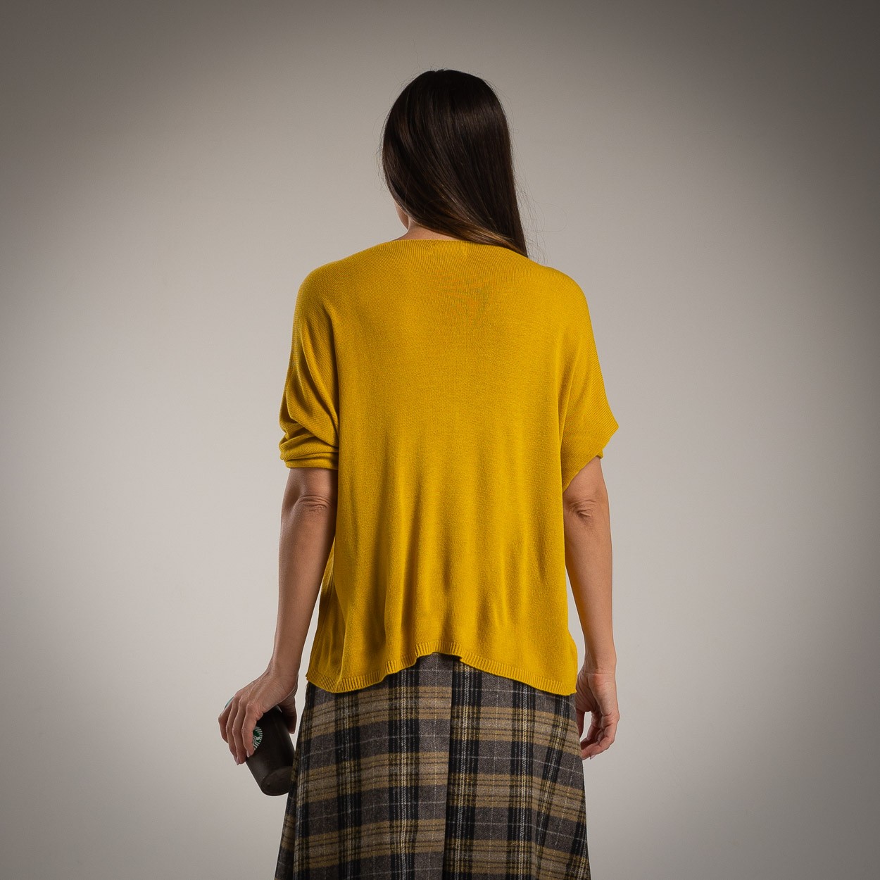 Blusa amarela feminina