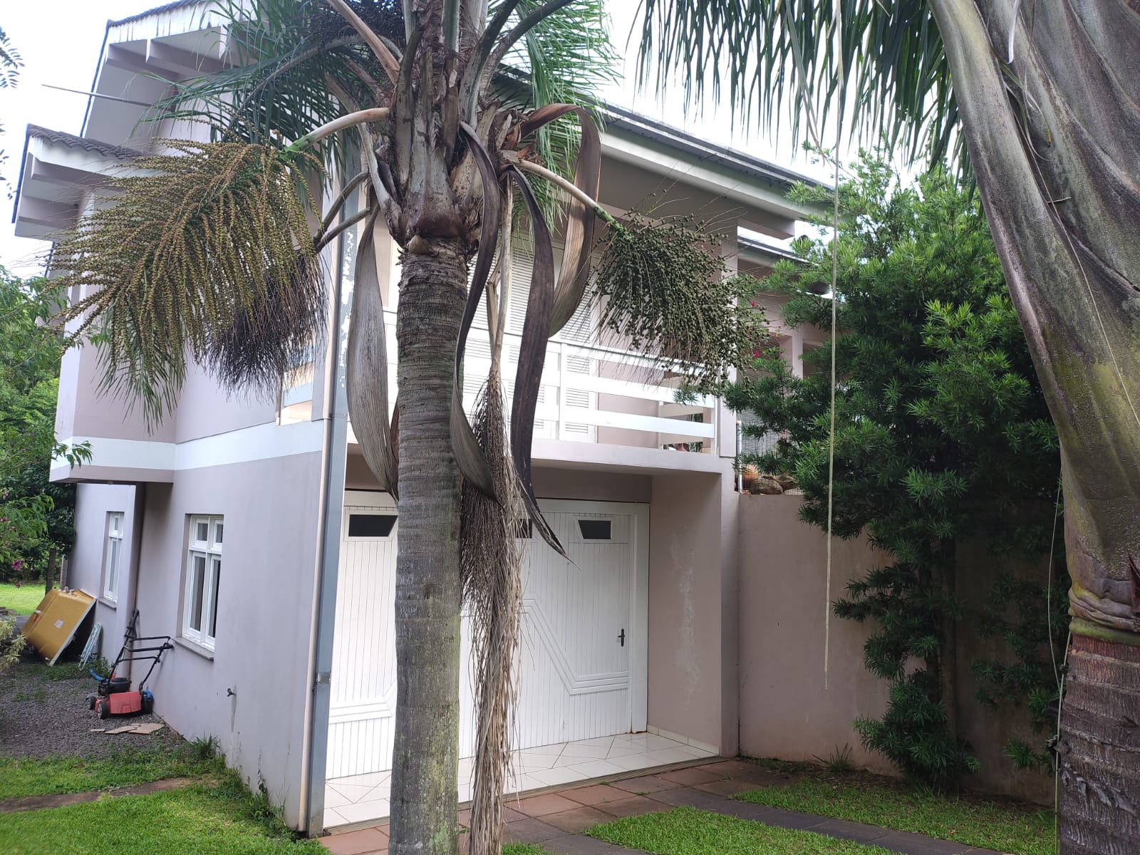 Sobrado à Venda em São José do Hortêncio