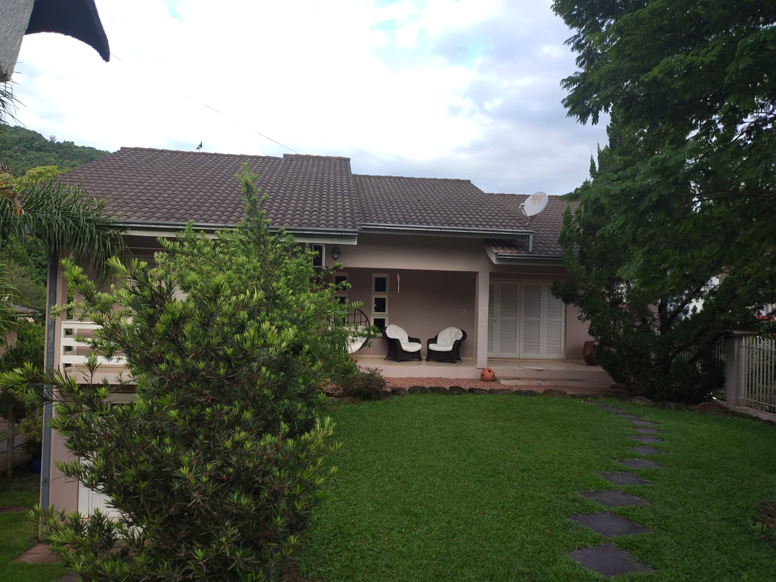 Sobrado à Venda em São José do Hortêncio