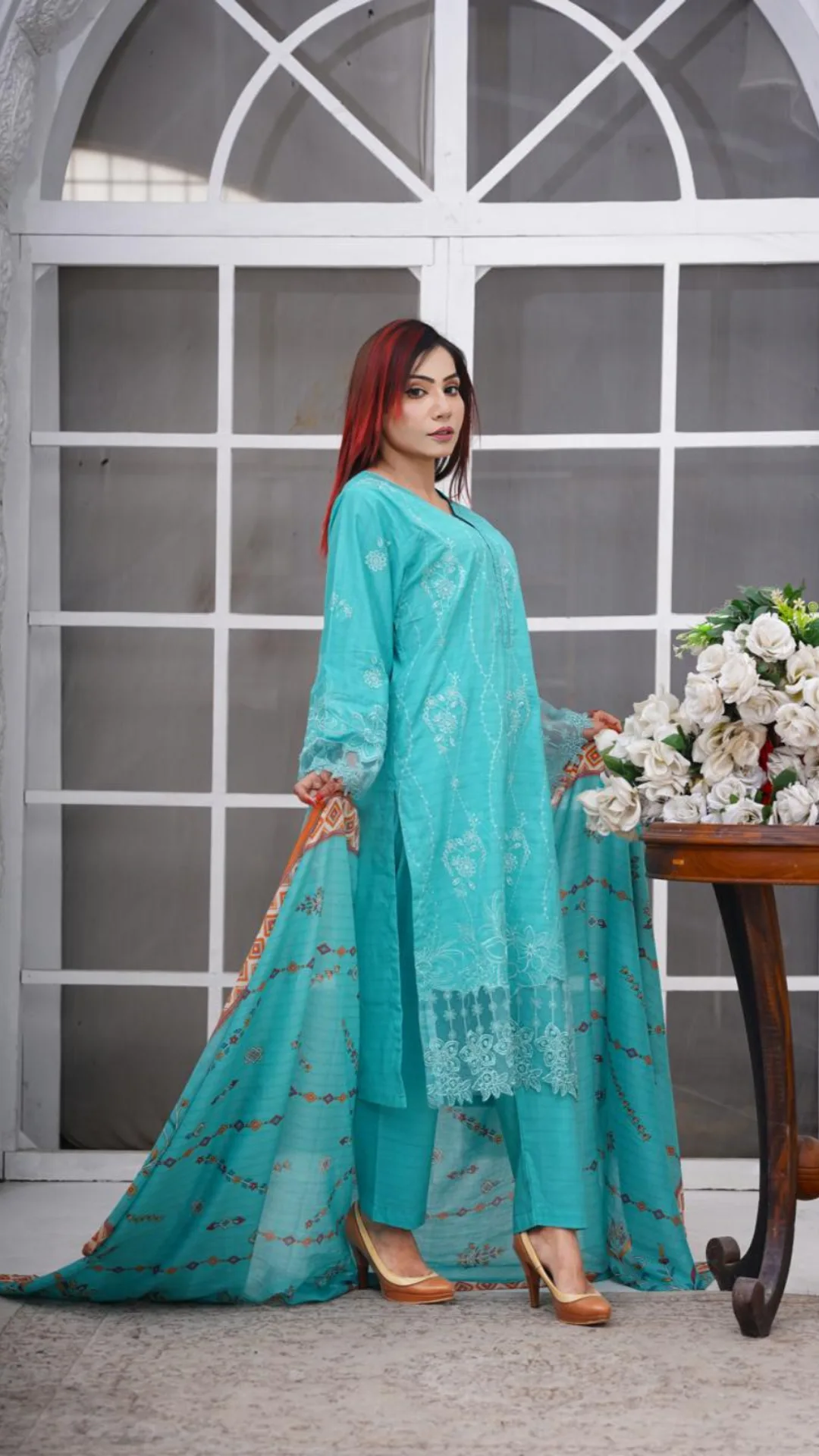 Elegant Turquoise Three-Piece Suit