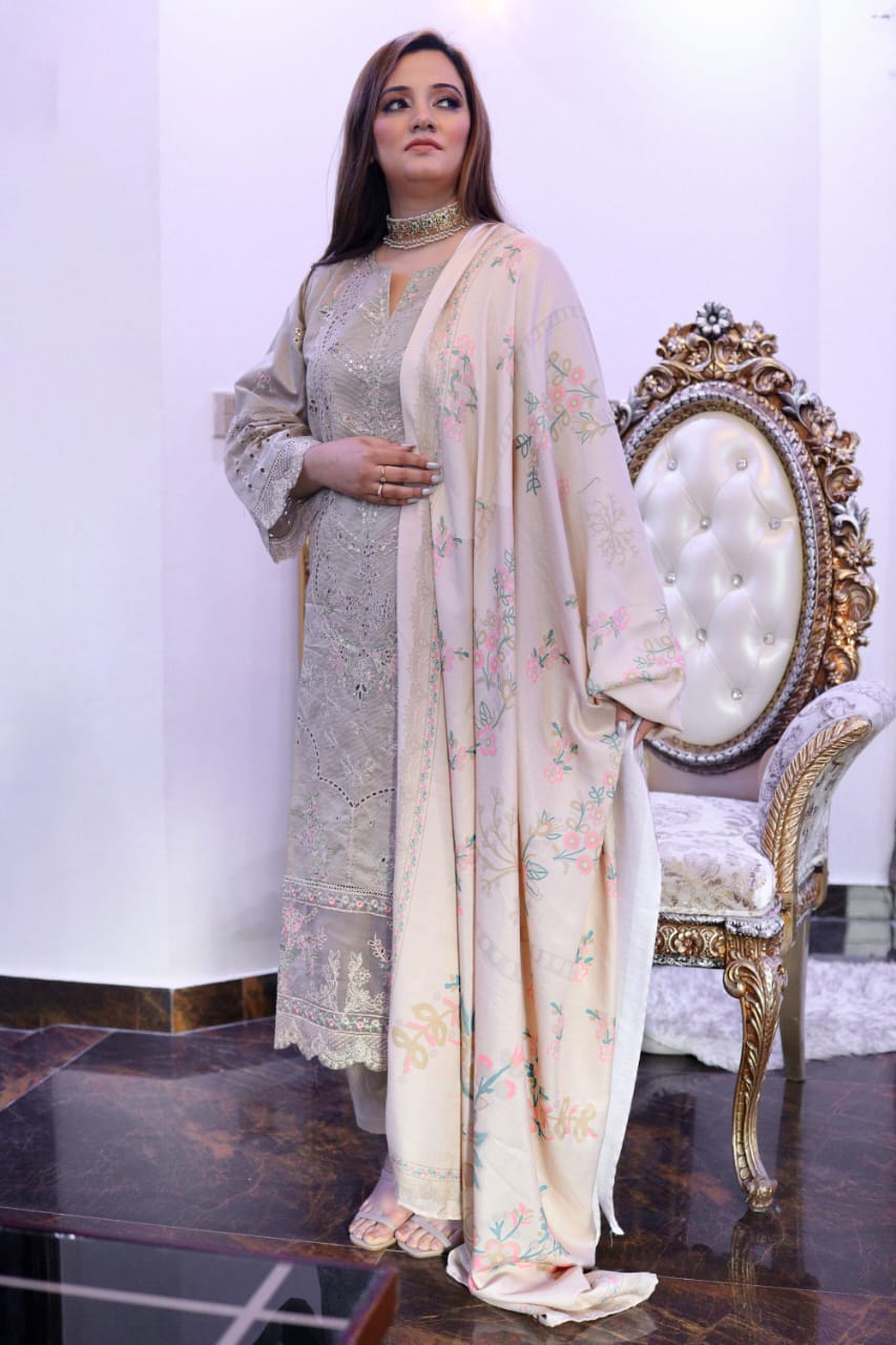 Elegant Embroidered Traditional Dress