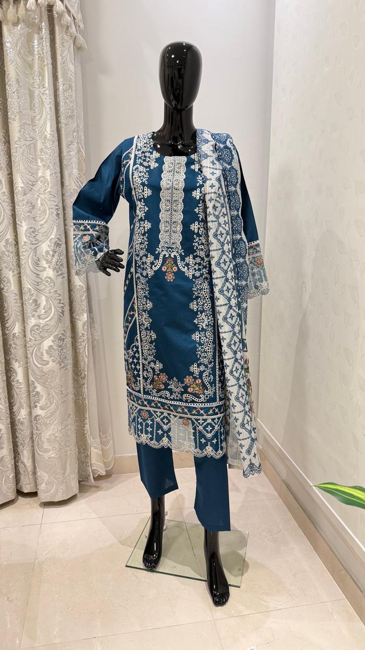 Women's Embroidered Three-Piece Suit