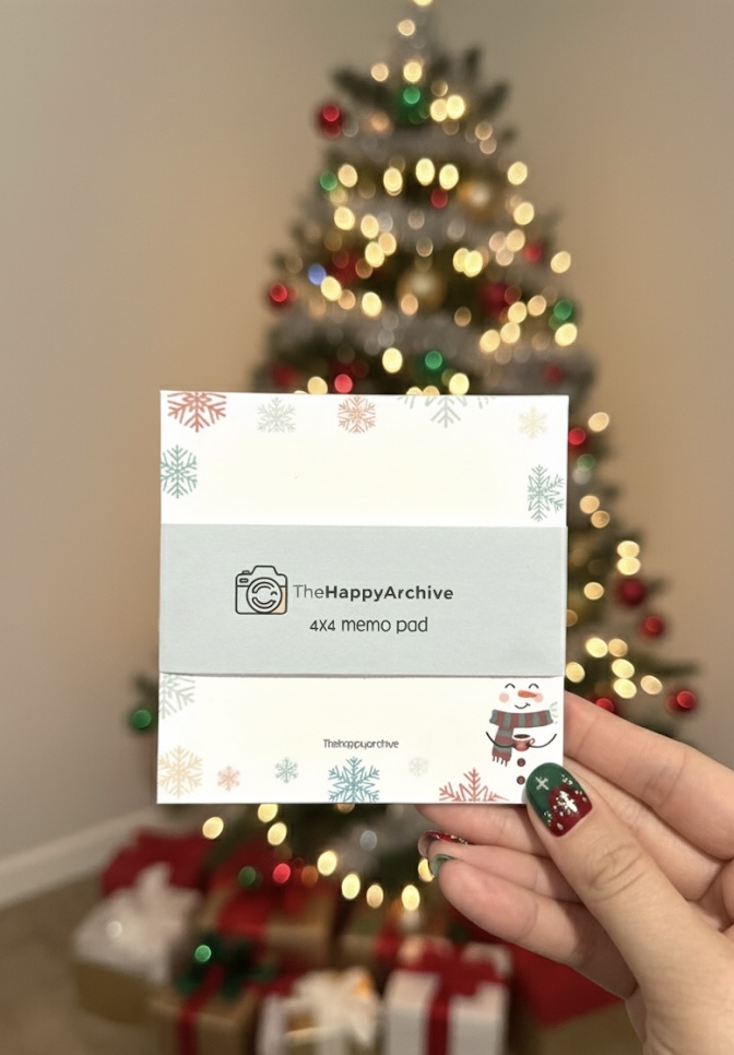 Christmas Memo Pad 4x4 Tear Off Notepad, Holiday Stationery, Festive Desk Pad, Small Christmas Gift