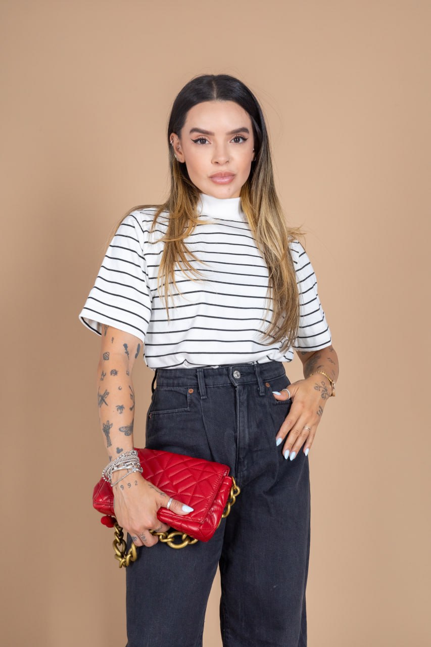 Tshirt Gola Alta Risca de Giz