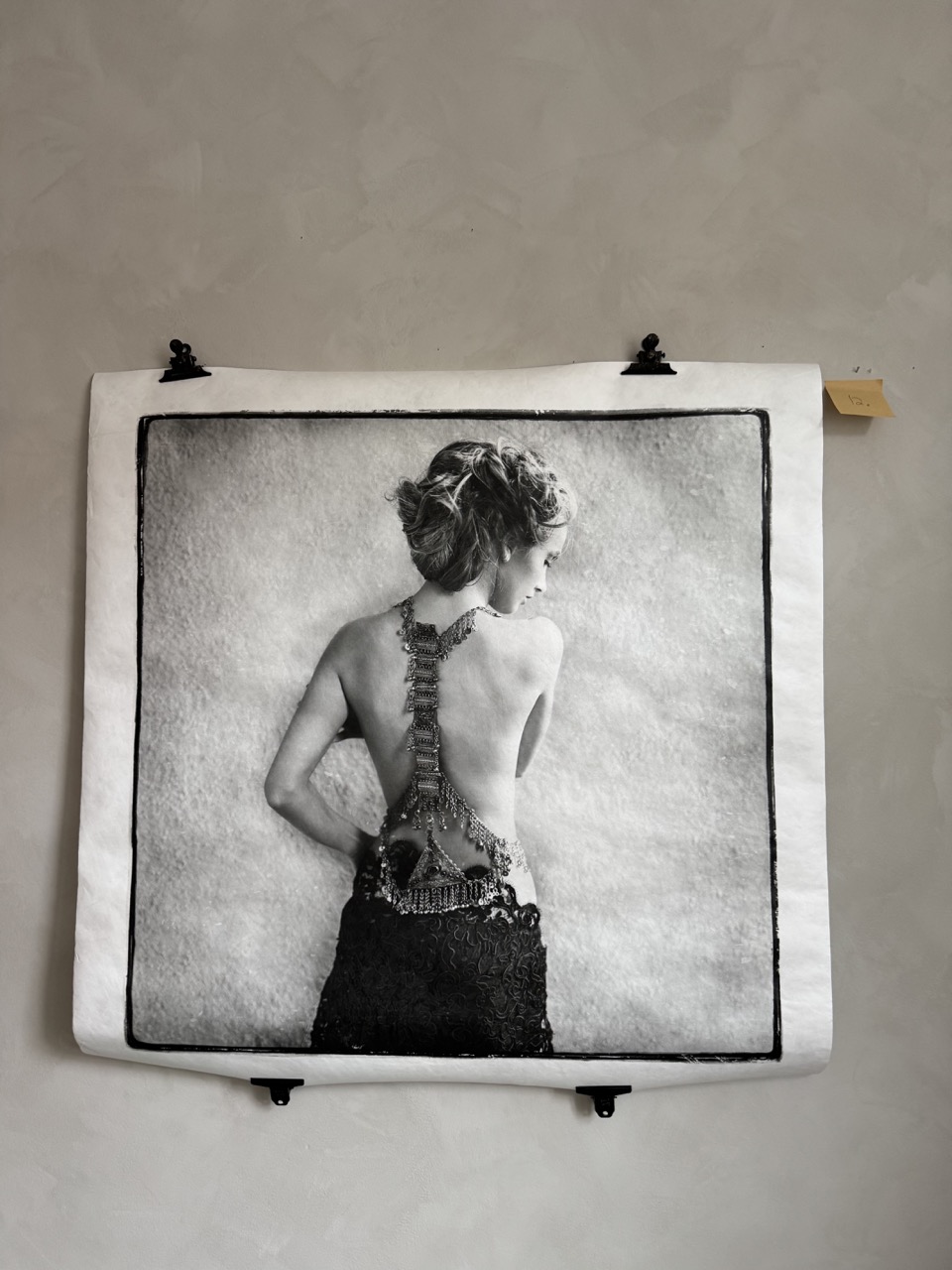 Äldre Love Warriors print Tyvek använt skick 100x100 cm - Limited - Förmodligen slutsålt