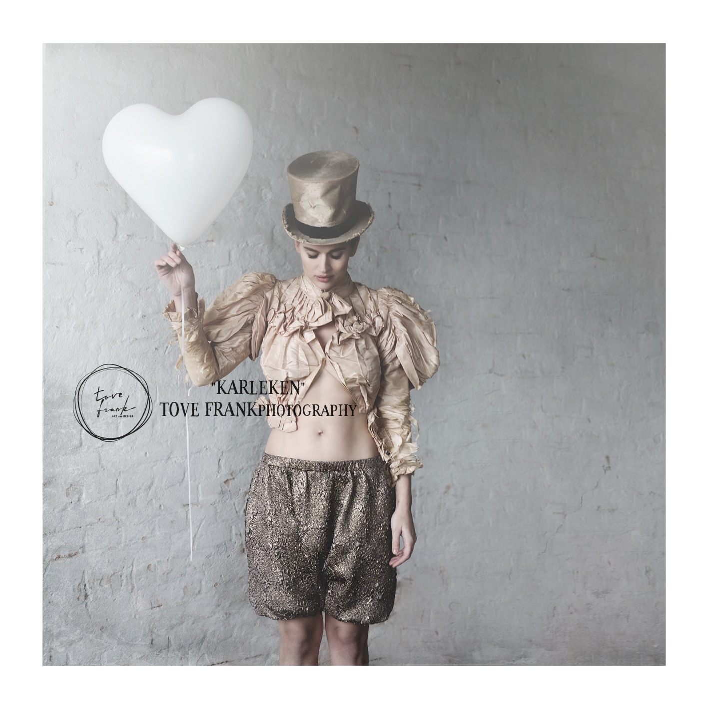 Kärleken 50x50 cm print med mindre skönhetsfel. 2:a handssortering