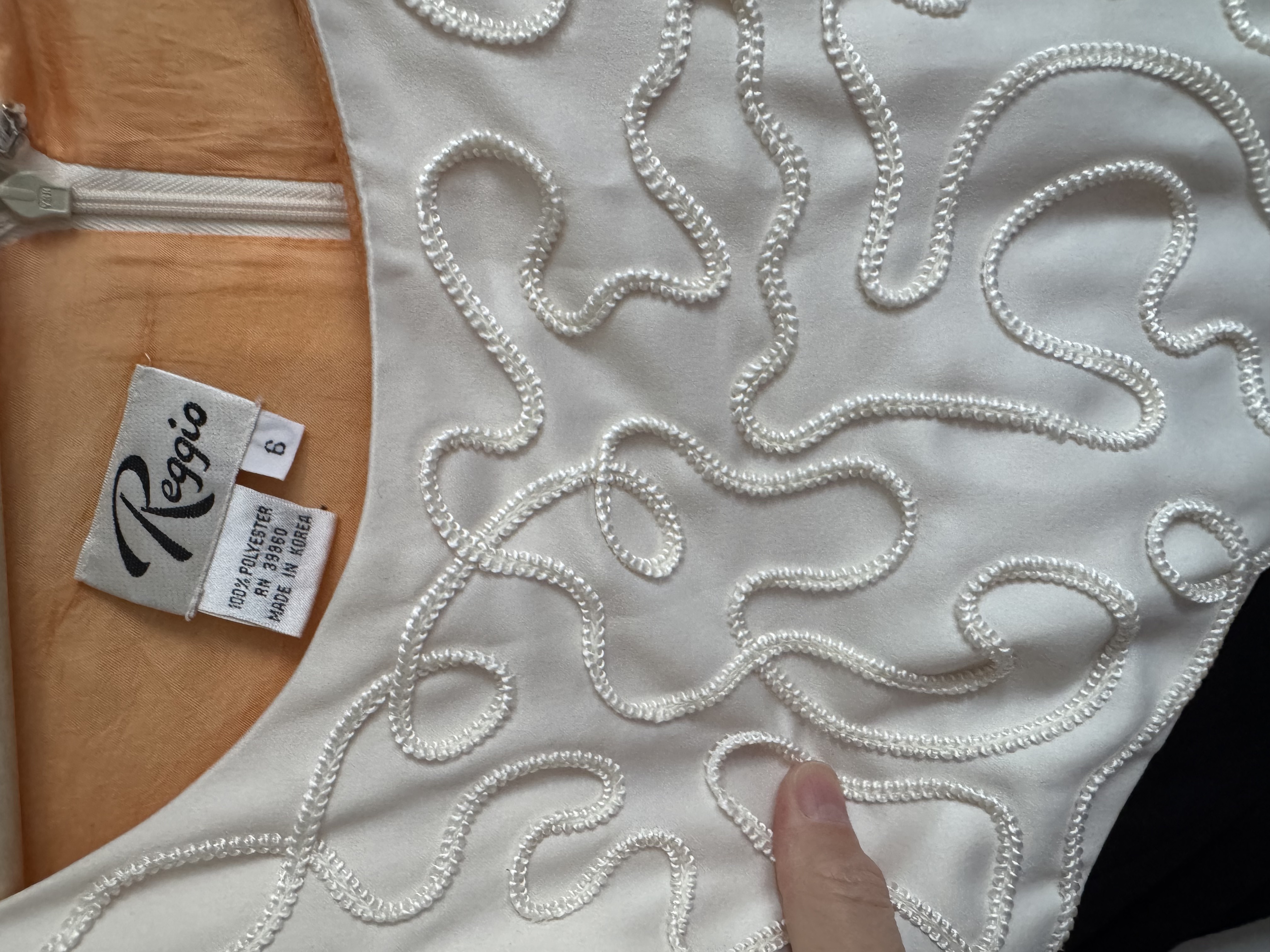 Elegant Black and White Evening Dress storlek small men ganska lång