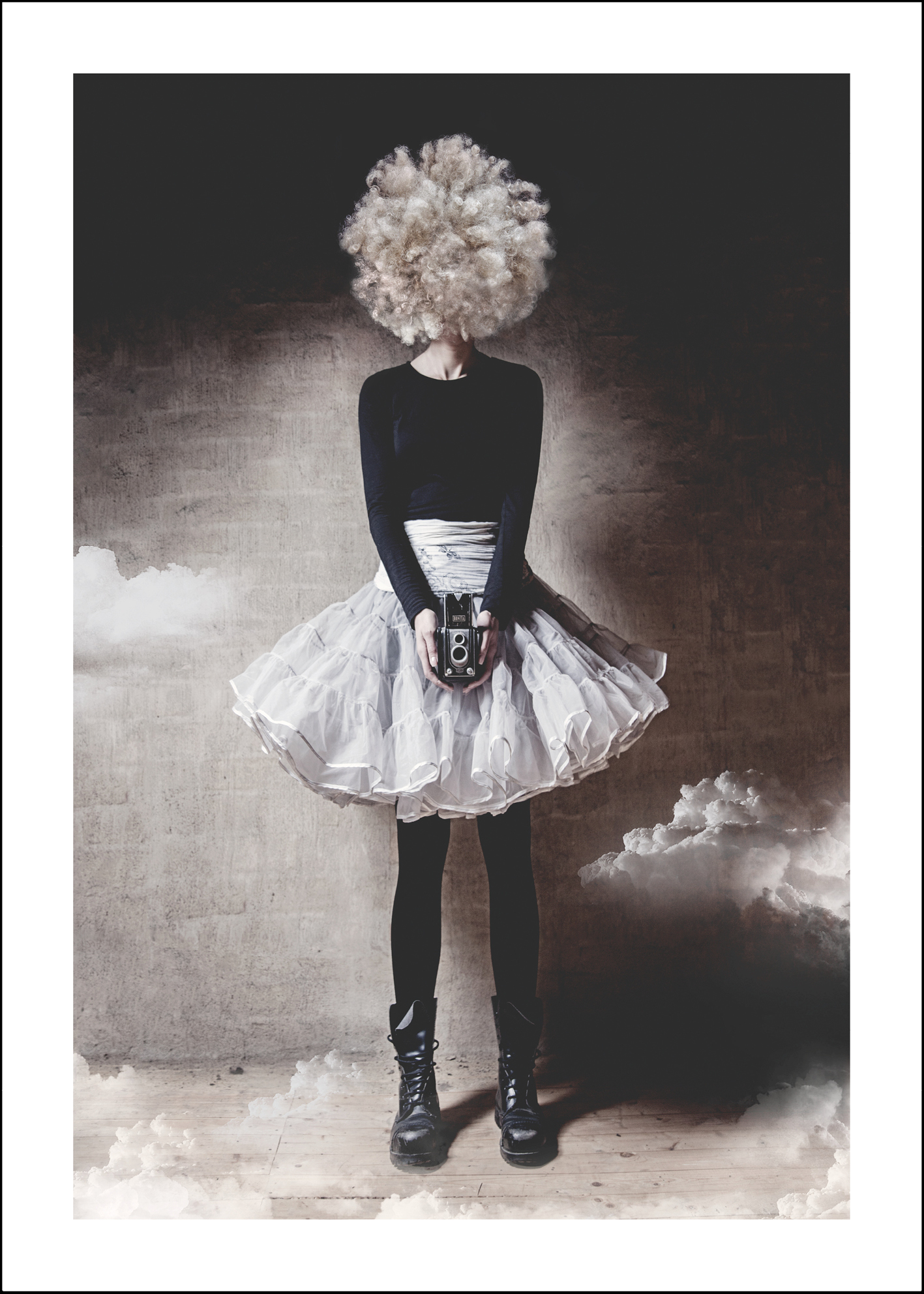 Unspoken 50x70 - 2:a hands sortering, utställningsexemplar el med mindre skönhetsfel. 