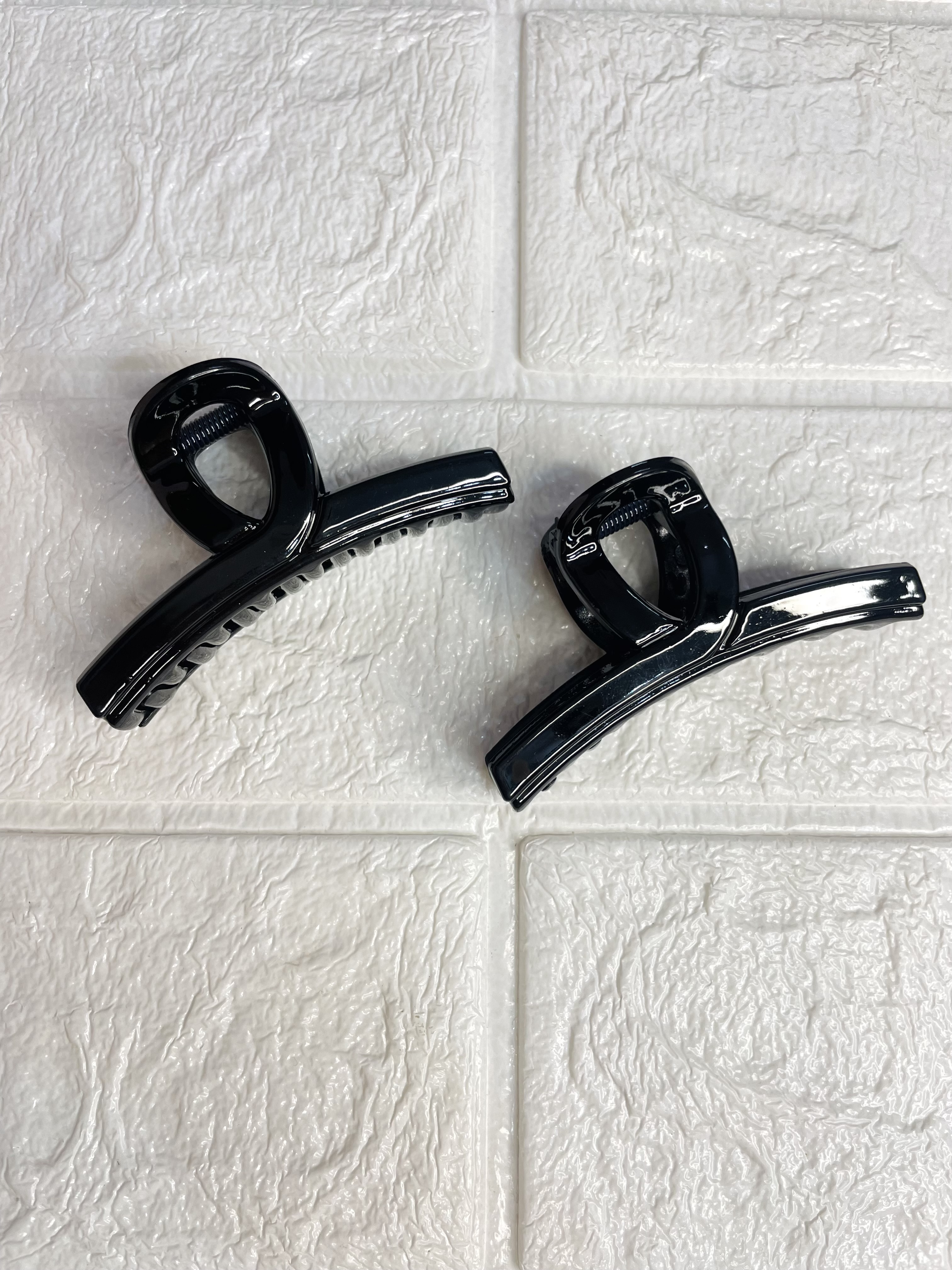 HANGER CLIPS - GLOSSY MATTE