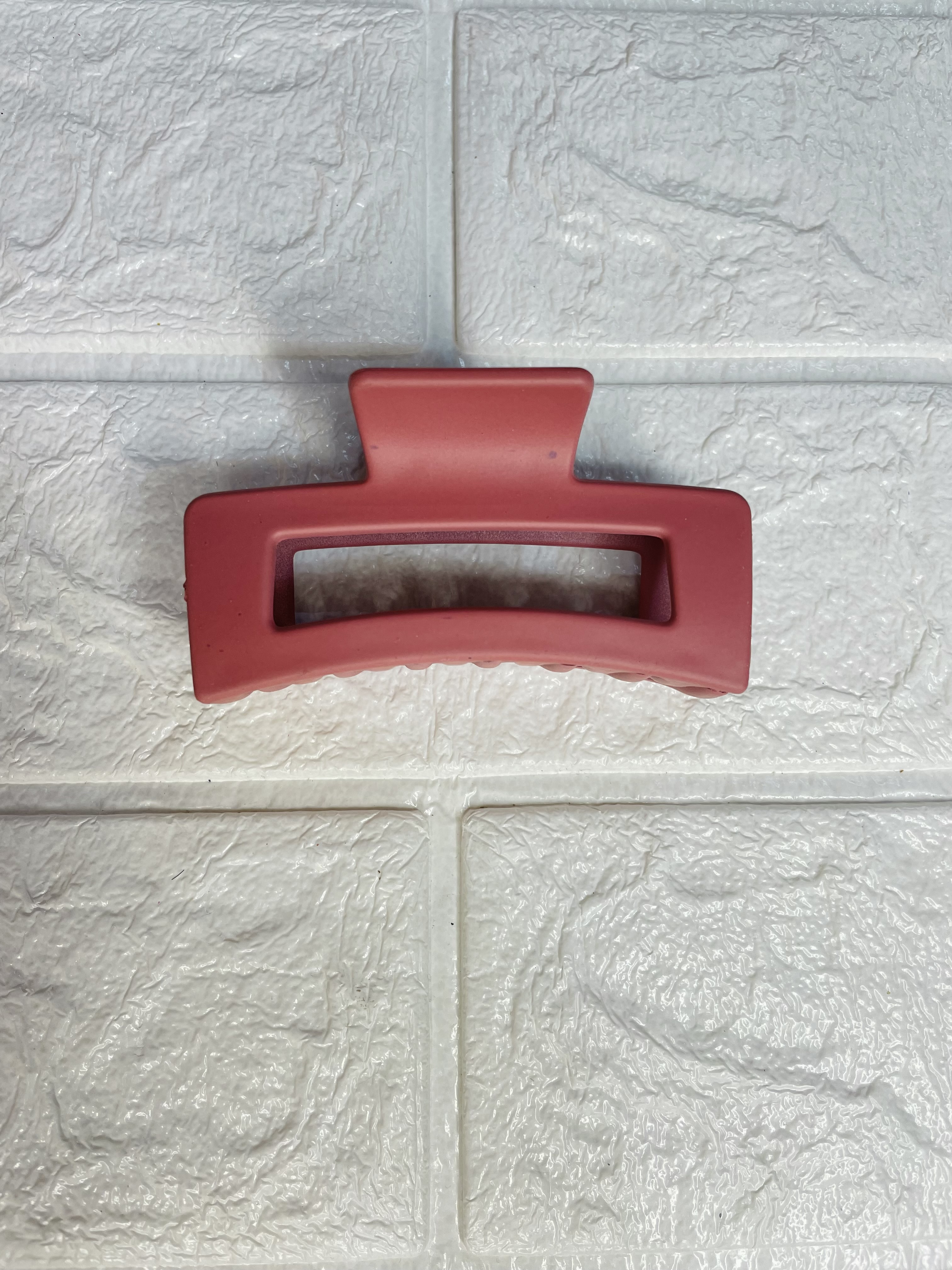 RECTANGLE CLAWS -MATTE