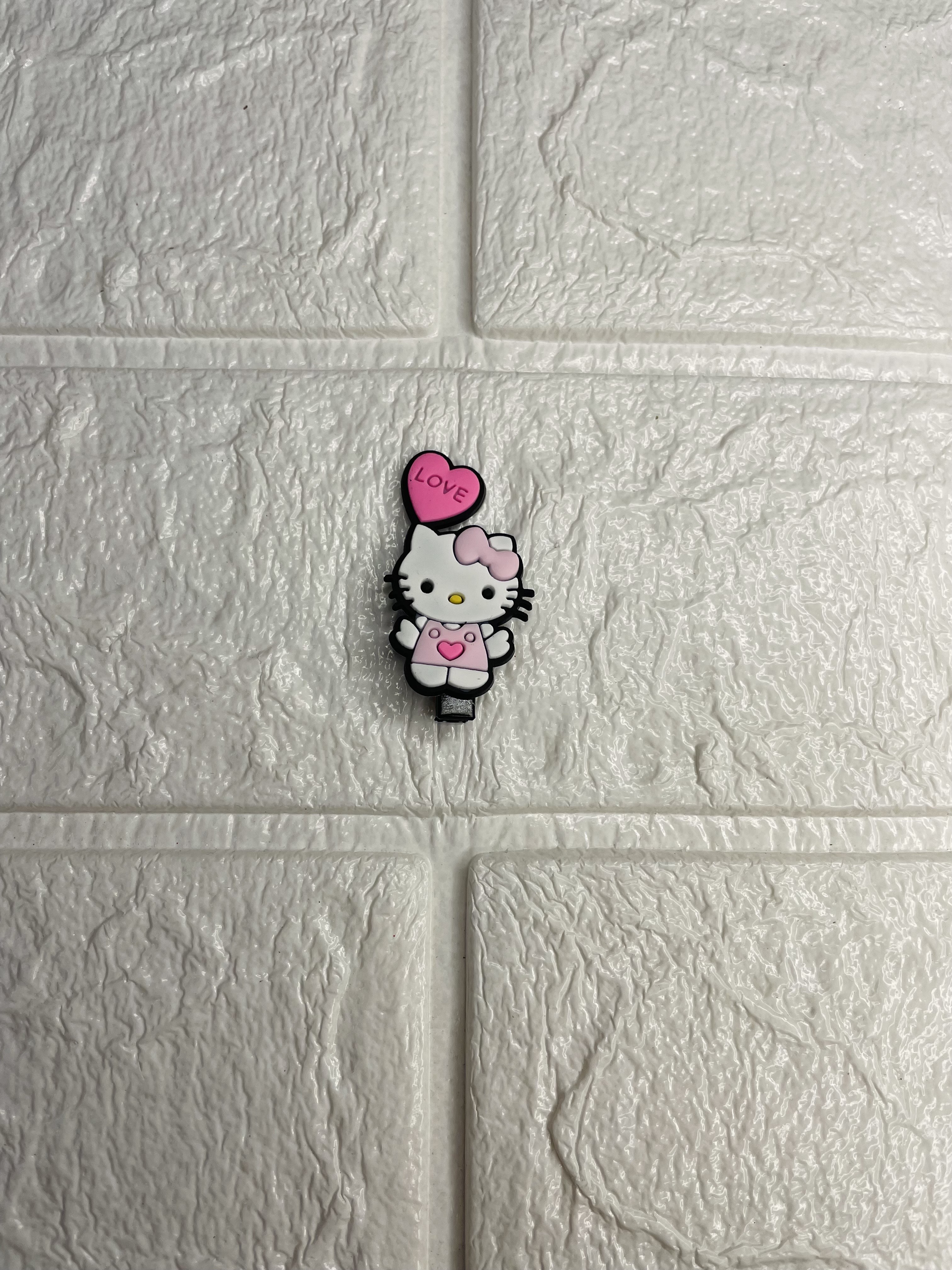 CARTOON CHARACTER KOREAN SIDE PINS 