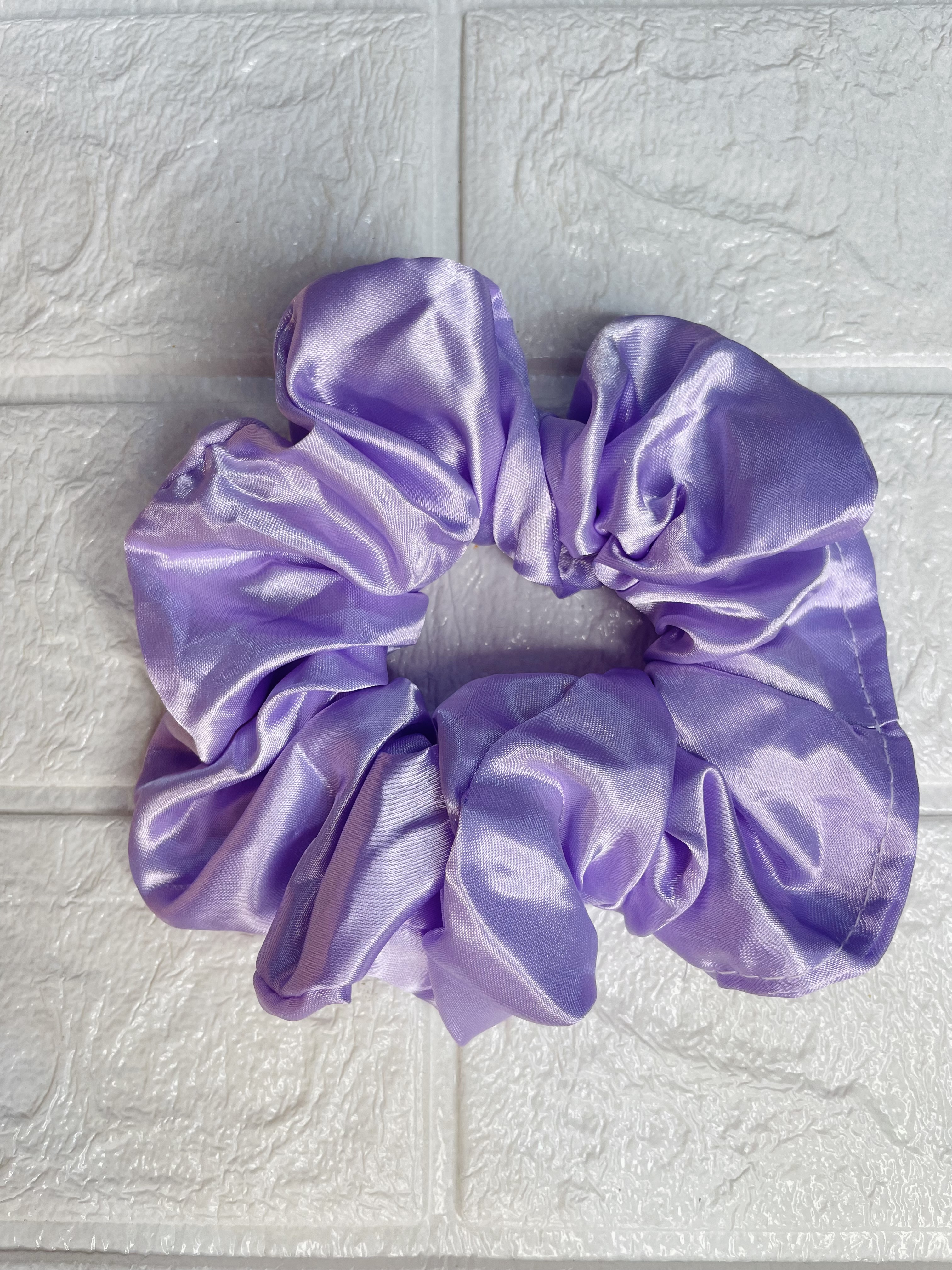 SILKY SCRUNCHIES - SATIN 