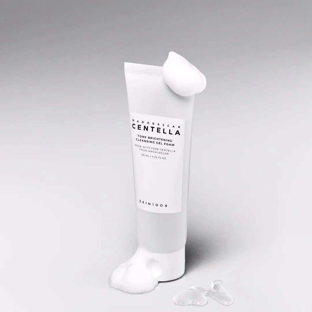 Skin1004 - Madagascar Centella Tone Brightening Cleansing Gel Foam 125ml