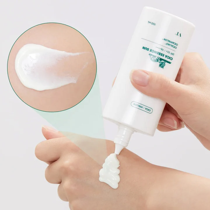 Vt Cosmetics - Cica Essence Sun SPF50+ PA++++ - 100ml