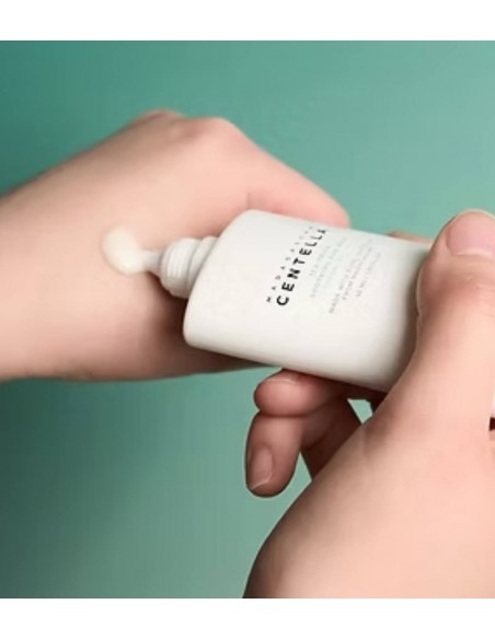 Skin1004 - Madagascar Centella Tea-Trica Soothing Sun Milk 50ml