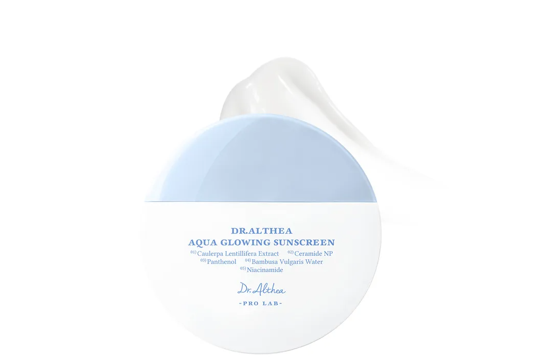Dr Althea - Aqua Glowing Sunscreen 45ml