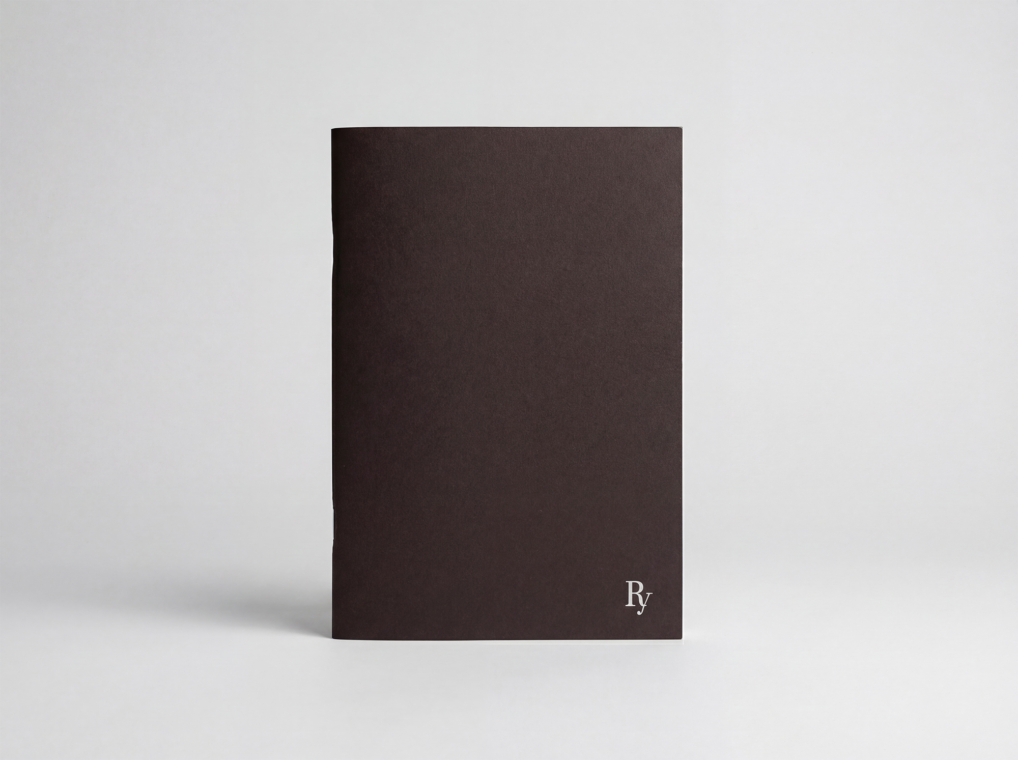 Zestaw 3 notesów w kropki B5: różowy, brązowy, szaro-beżowy