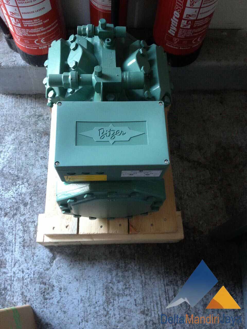 Kompresor Bitzer 4EES-4Y-40S