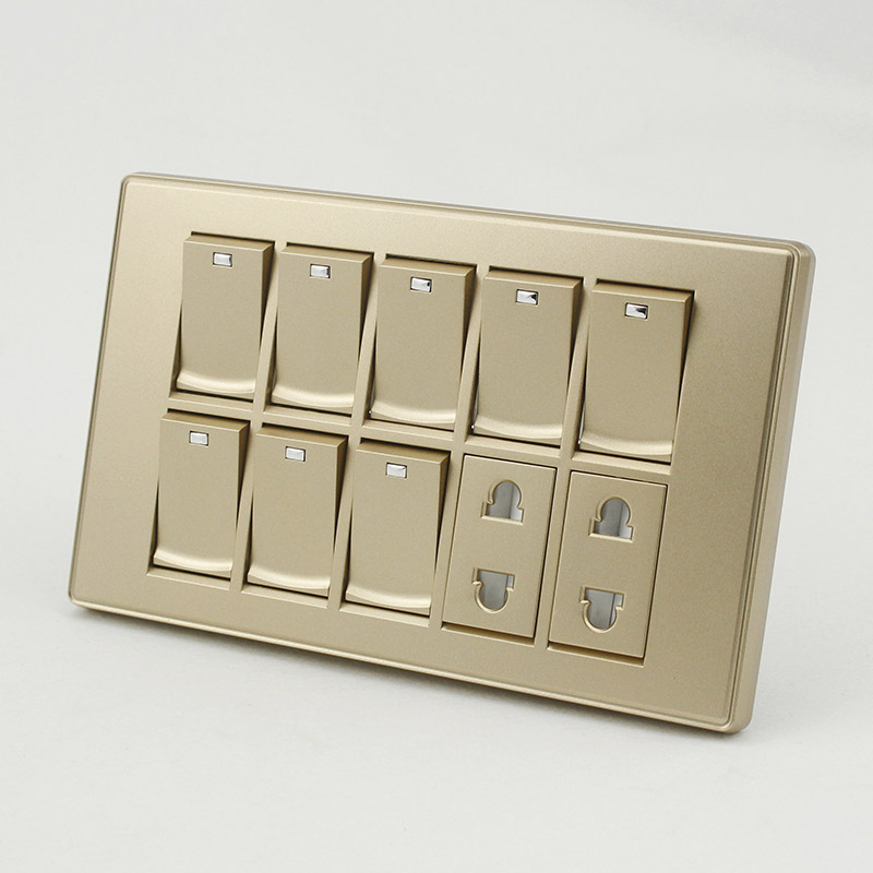 8-Gang Switch Plate with Dual Universal Sockets