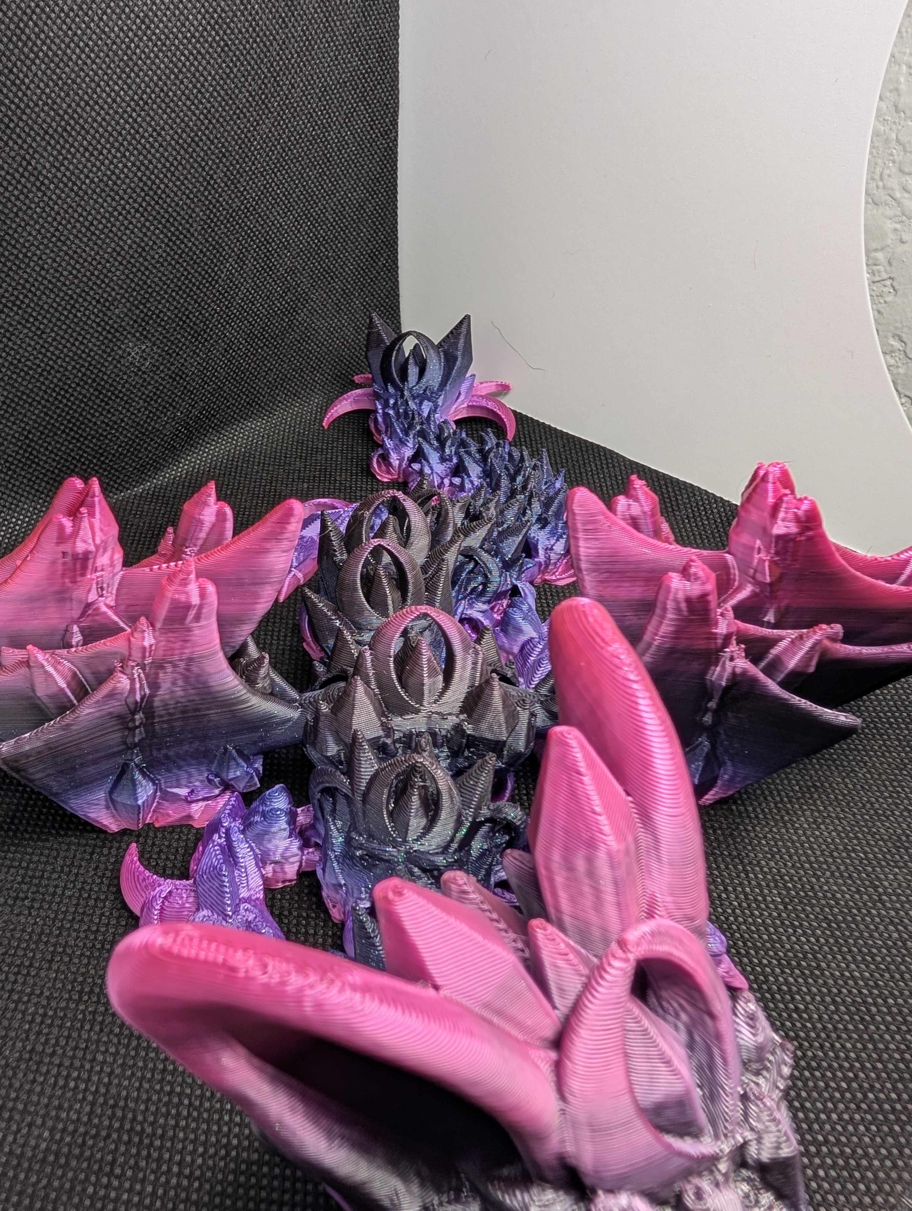 3D Printed Gradient Dragon Head