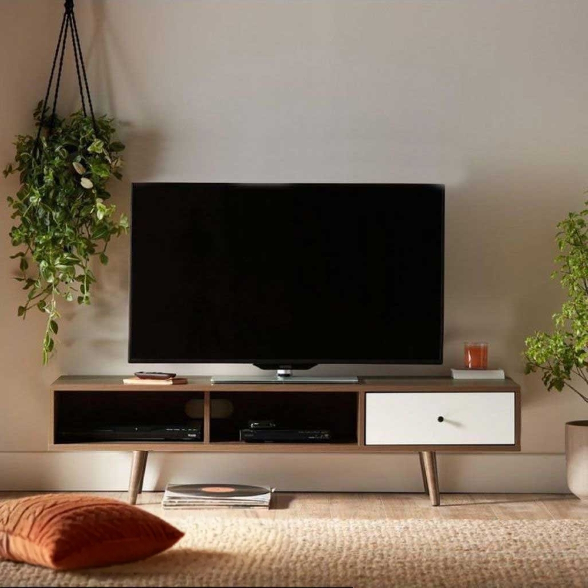 وحدة تليفزيون - بني و أبيض