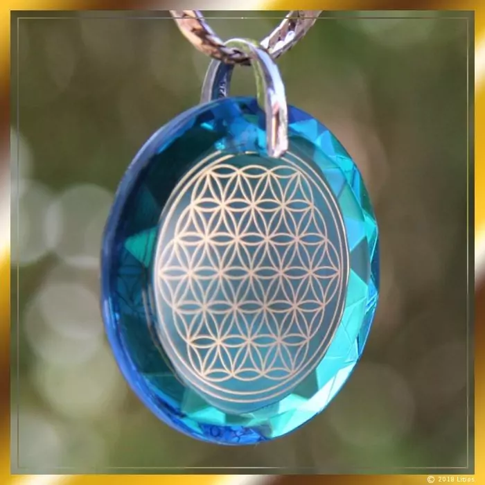 Medallón de la Flor de la Vida