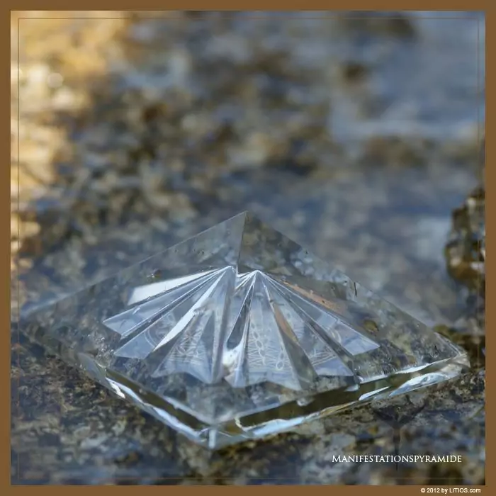 Pirámide de la Manifestación