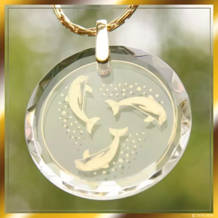 Medallón de Delfines