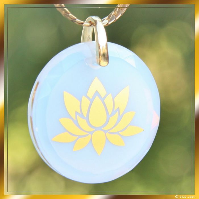 Medallón del Loto Dorado