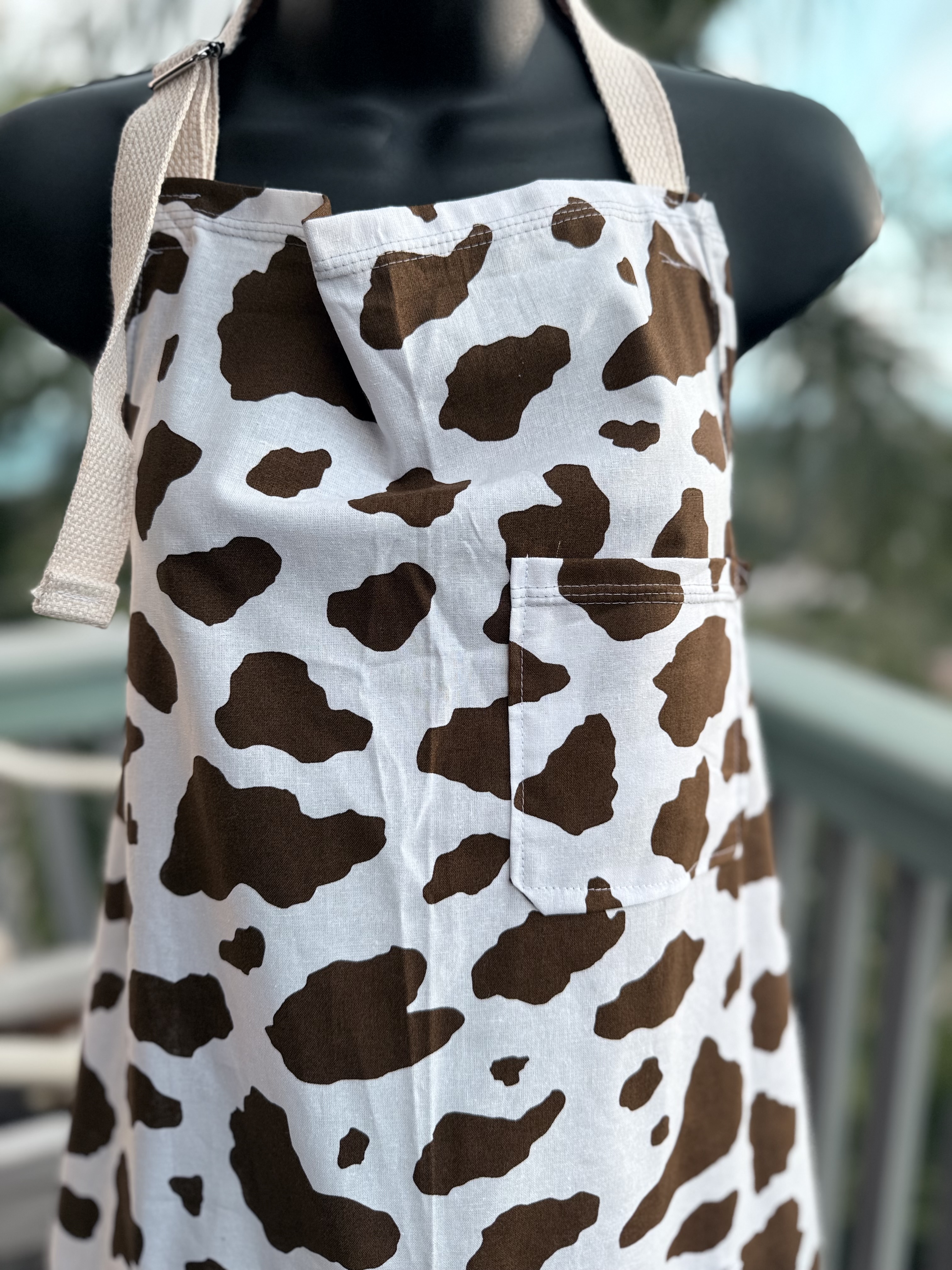 Island Brown Cow Apron