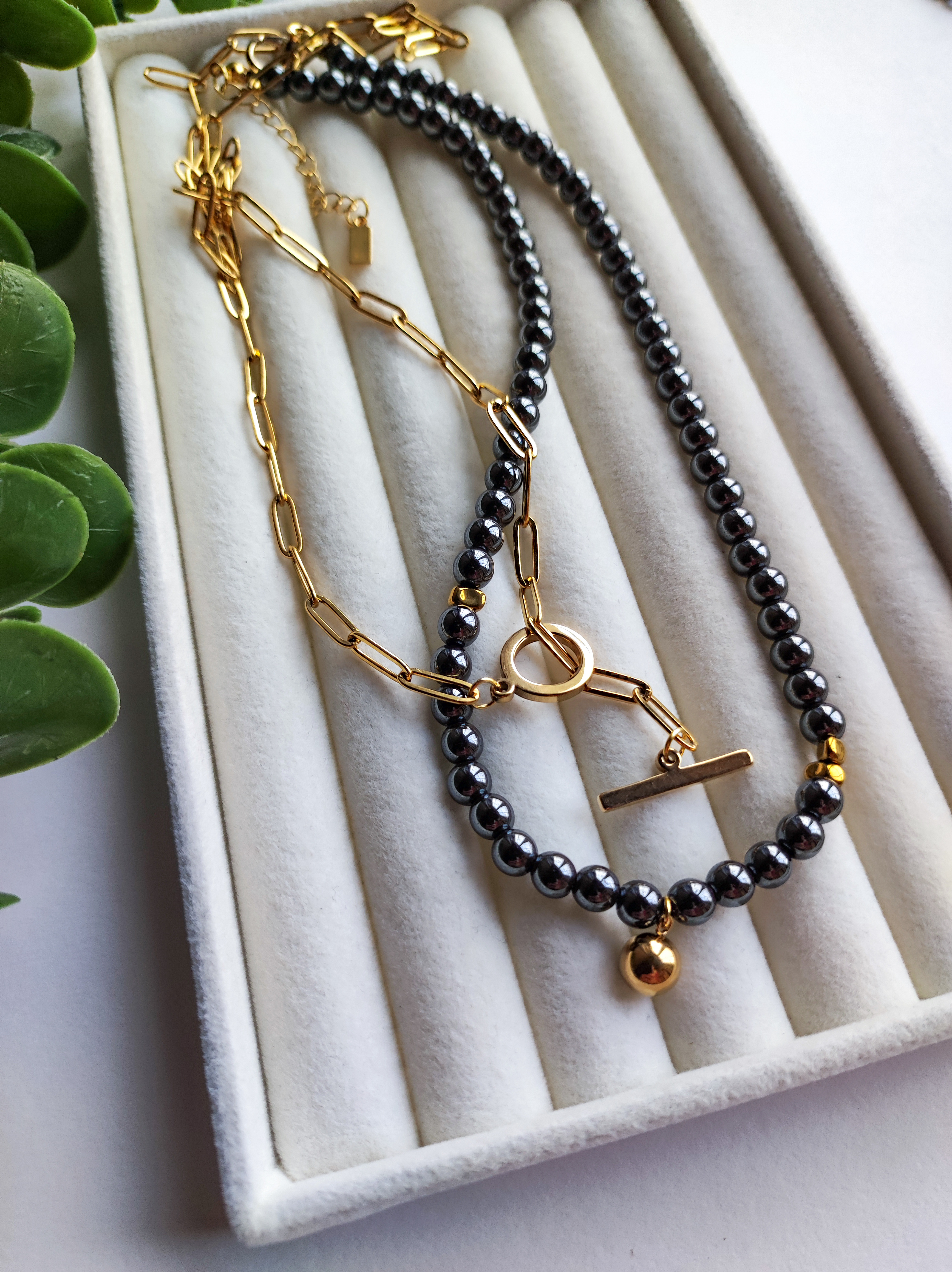 Hematito vėrinys su grandinėle 